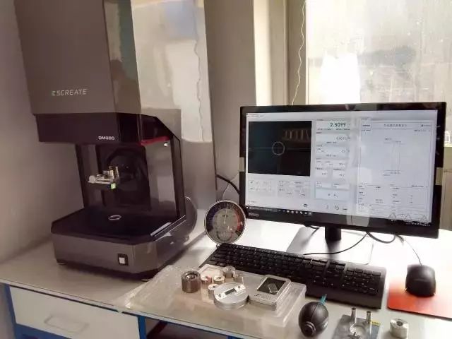 DM300